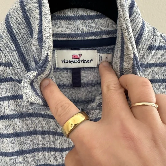 Vineyard Vines Women’s Fleece Striped Zip Vest - Picture 3 of 4
